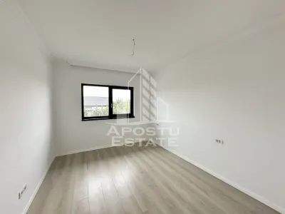 Jumatate de duplex cu 4 camere de vanzare, Dumbravita Timis - foto 15