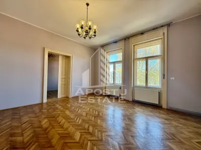 Apartament 5 camere de vanzare, renovat, zona Sinaia Timisoara - foto 1