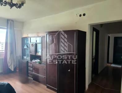Apartament cu 3 camere, de vanzare, in apropiere de Podgoria, Arad. - Arad
