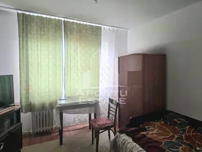 Apartament cu 3 camere, de vanzare, in apropiere de Podgoria, Arad. - foto 3