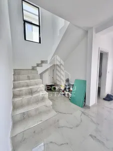 Duplex cu 4 camere, 3 bai si dressing la cheie disponibil imediat - foto 6