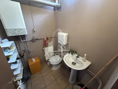 Spatiu comercial cu vad, 85 mp, langa Piata Aurora, zona Dambovita - foto 4