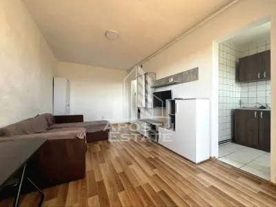 Apartament cu o camera, Confectii, centrala proprie - Arad