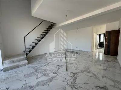 Penthouse cu scara interioara deosebita, 3 camere si 2 bai langa Lidl. - foto 1