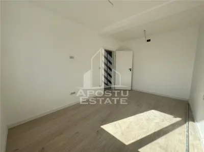 Penthouse cu scara interioara deosebita, 3 camere si 2 bai langa Lidl. - foto 7