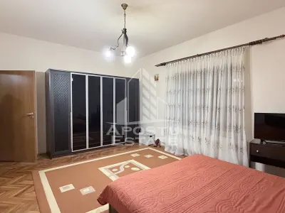 Casa cu etaj de vanzare si  Timisoara,  Chisodei - foto 4