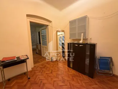 Duplex cu 3 camere, 2 bai, 2 bucatarii, teren 222 mp, zona Elisabetin - foto 4