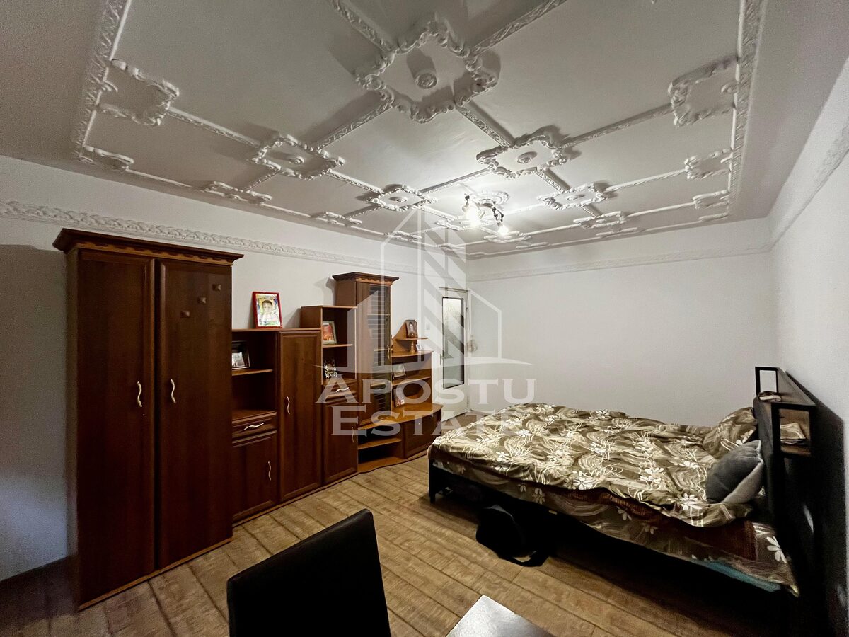 Apartament 3 camere de vanzare, zona Lipovei, Timisoara, jud.Timis - Timisoara