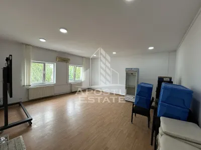 Spatiu birouri 33 mp de inchiriat, zona Andrei Saguna. - Timisoara