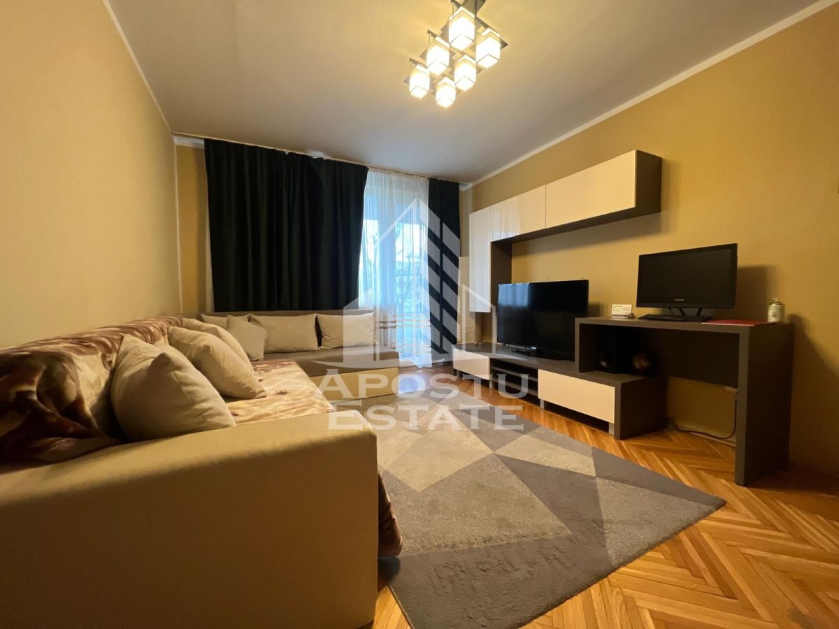 Apartament 3 camere, zona Podgoria - Arad