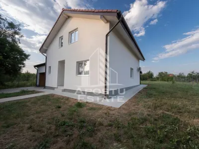 Casa individuala cu 5 camere spre vanzare, Padureni, Jud Timis - foto 3