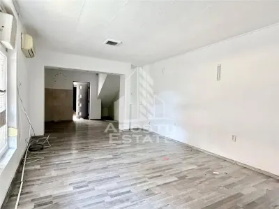 Casa de vanzare P+1E bulevardul Dambovita - Timisoara