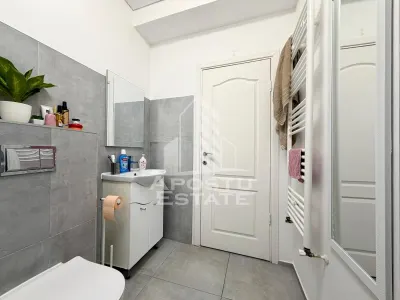 Casa individuala de vanzare, complet renovata, zona Giarmata - foto 11