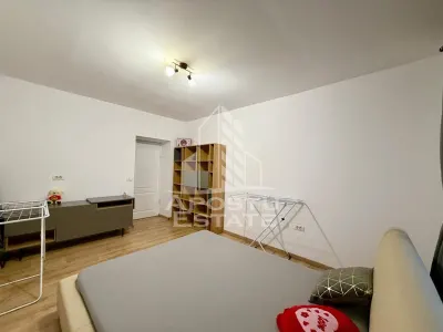 Casa individuala de vanzare, complet renovata, zona Giarmata - foto 13