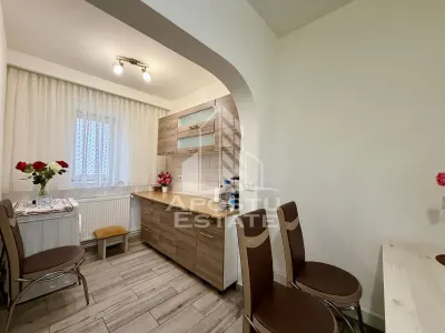 Casa individuala de vanzare, complet renovata, zona Giarmata - foto 16