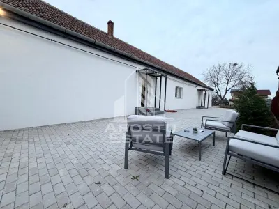 Casa individuala de vanzare, complet renovata, zona Giarmata - foto 18