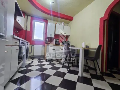 Apartament 3 camere decomandat, etaj 4/4 negociabil - foto 6