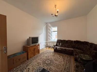 Casa cu acces stradal si posibilitate de recompartimentare - foto 4