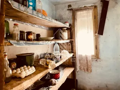 Casa cu potential amenajare pescarie- Zona Varfurile - foto 24