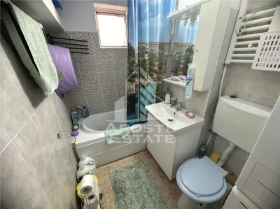 Apartament cu 3 camere, zona Buziasului, 55 mp, Centrala proprie - foto 7