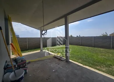 Duplex de vanzare, P+1, 4 camere si 3 bai, 122 mpu, Sag, Timis - Sag