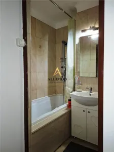 Apartament 3 camere in Ploiesti, zona ultracentrala - foto 17