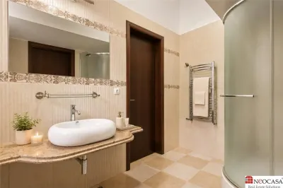Vila cu vedere la lac 480 mp utili, lift si teren de 1.000 mp | Palat Stirbey - foto 11