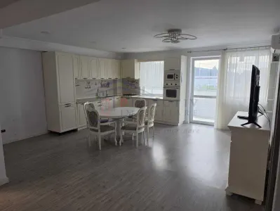 Apartament 86 mp | 3 camere | Central | Parcare subterana | 3c-4659 - Suceava