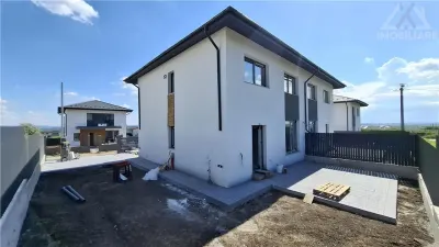Casa duplex Valea Lupului/Rediu,4 camere,Incalz.Pard,Placa beton - foto 2