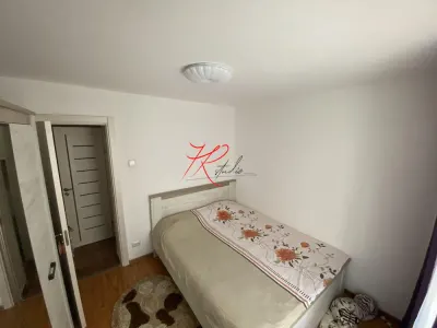 Vanzare apartament 2 camere Teiul Doamnei - foto 4