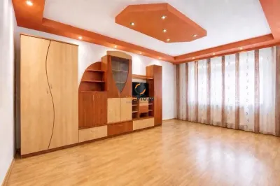 Apartament decomandat etaj 2 zona Lipovei - foto 3