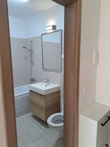 Studio modern de închiriat – Tătărași | Bloc nou | 350 €/lună - foto 6
