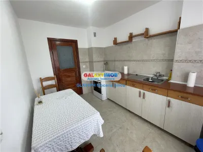 Inchiriere apartament 3 camere, in Ploiesti, zona Ultracentrala - foto 4