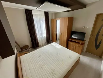 Complex, apartament 2 camere, decomandat, renovat, centrala proprie, clima - Timisoara